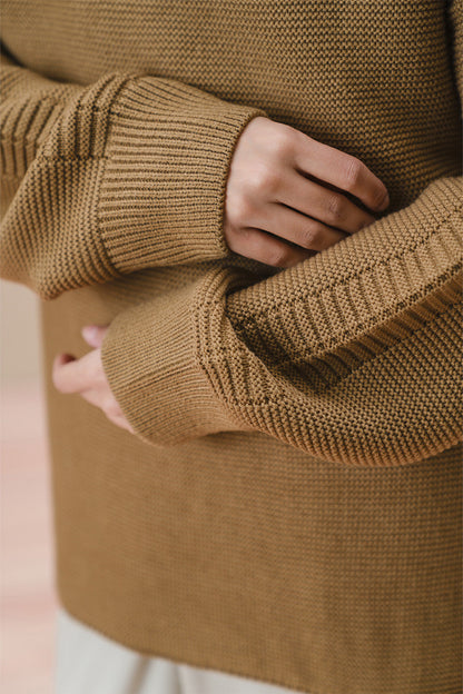 MOCK NECK PULLOVER