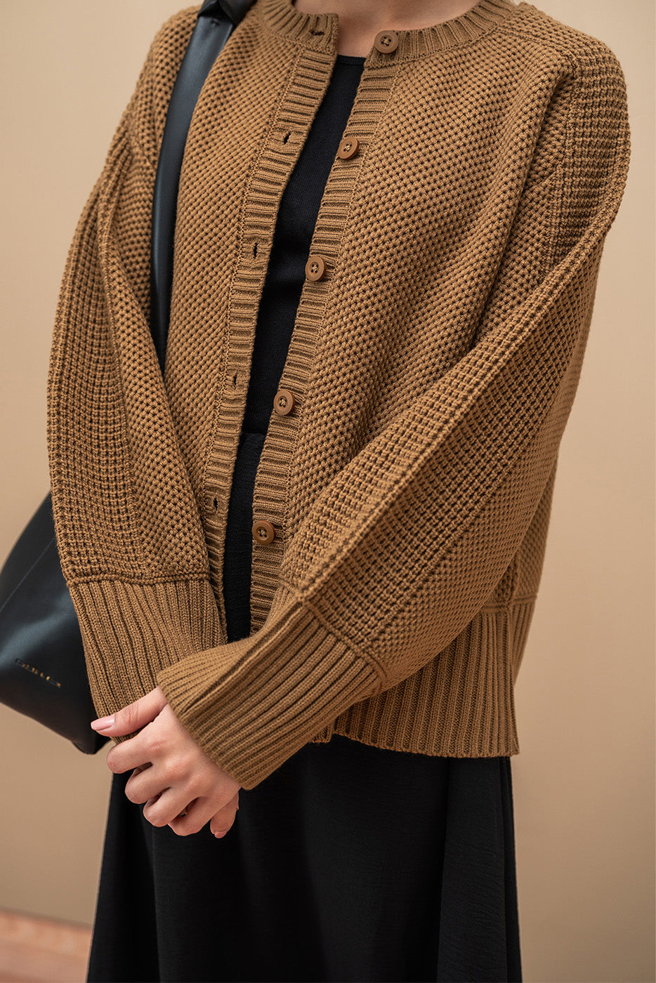 CHUNKY KNIT CARDIGAN