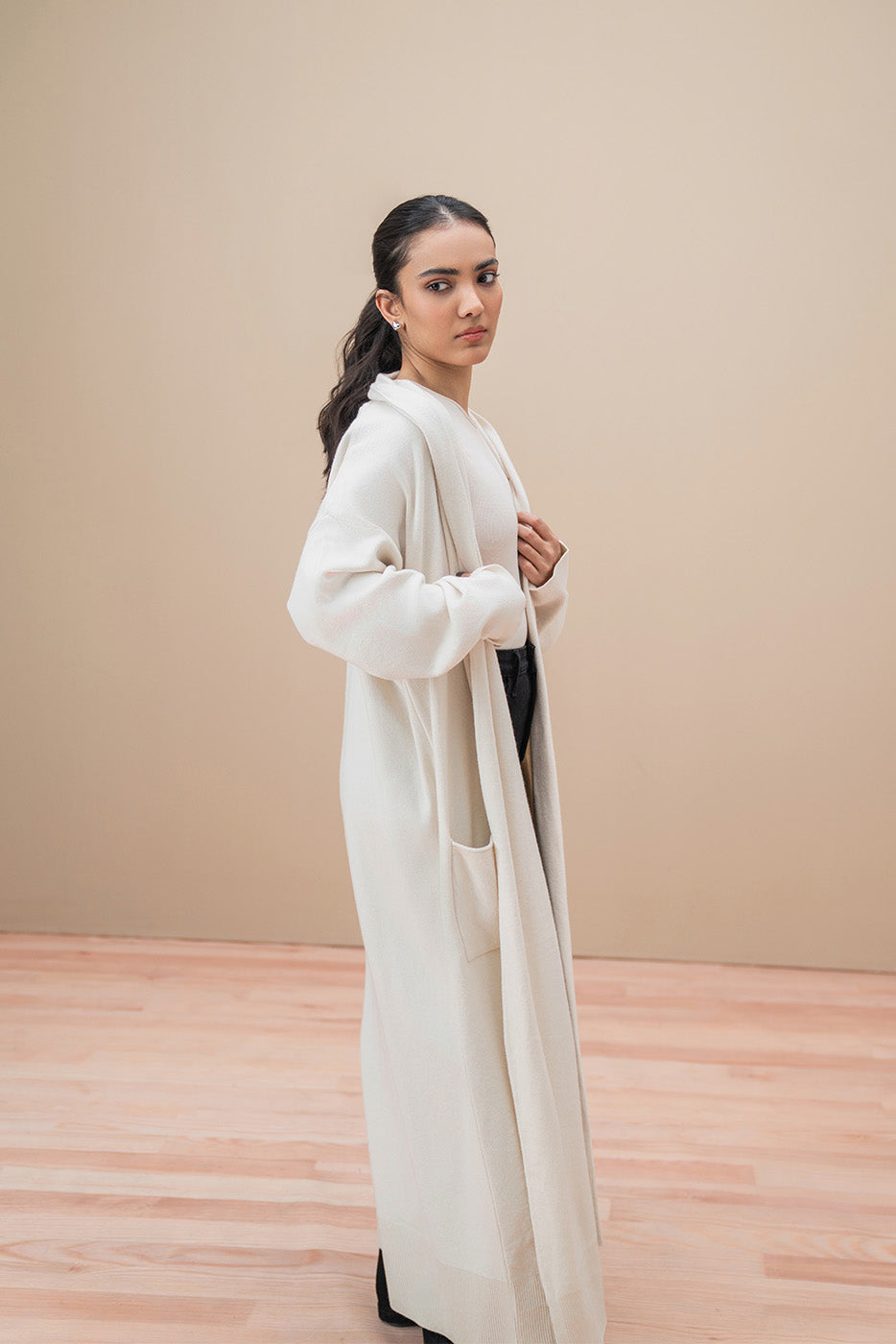 LONG LENGTH SHRUG