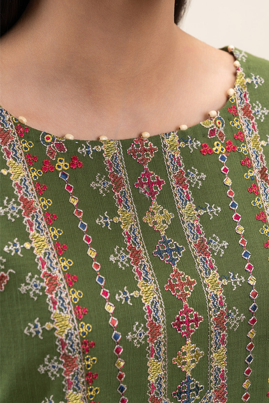 2 PIECE EMBROIDERED SLUB KHADDAR SUIT-BASIL MOSS