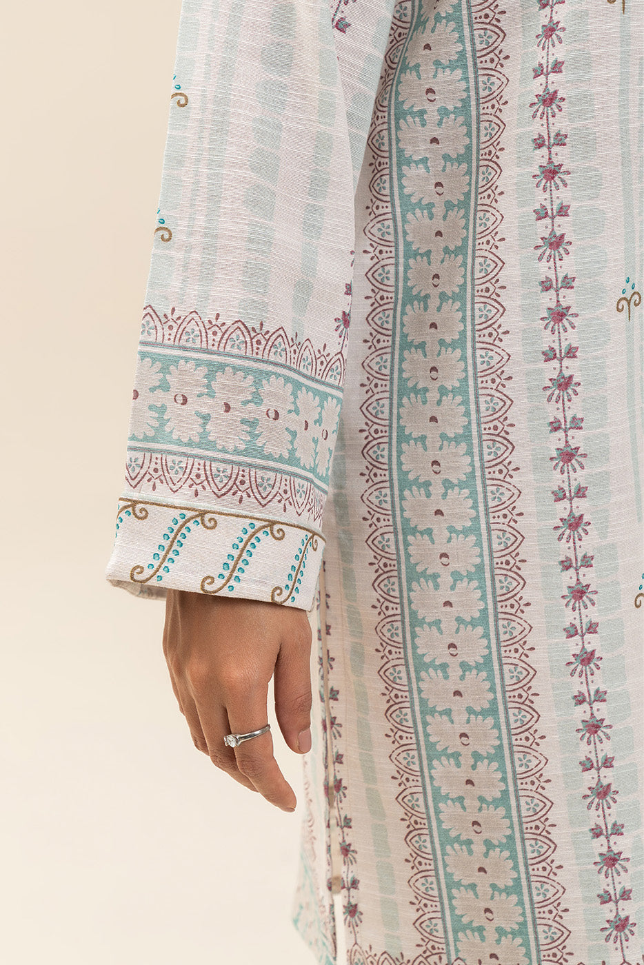 2 PIECE PRINTED SLUB KHADDAR SUIT-AURORAL LUSTRE (UNSTITCHED)