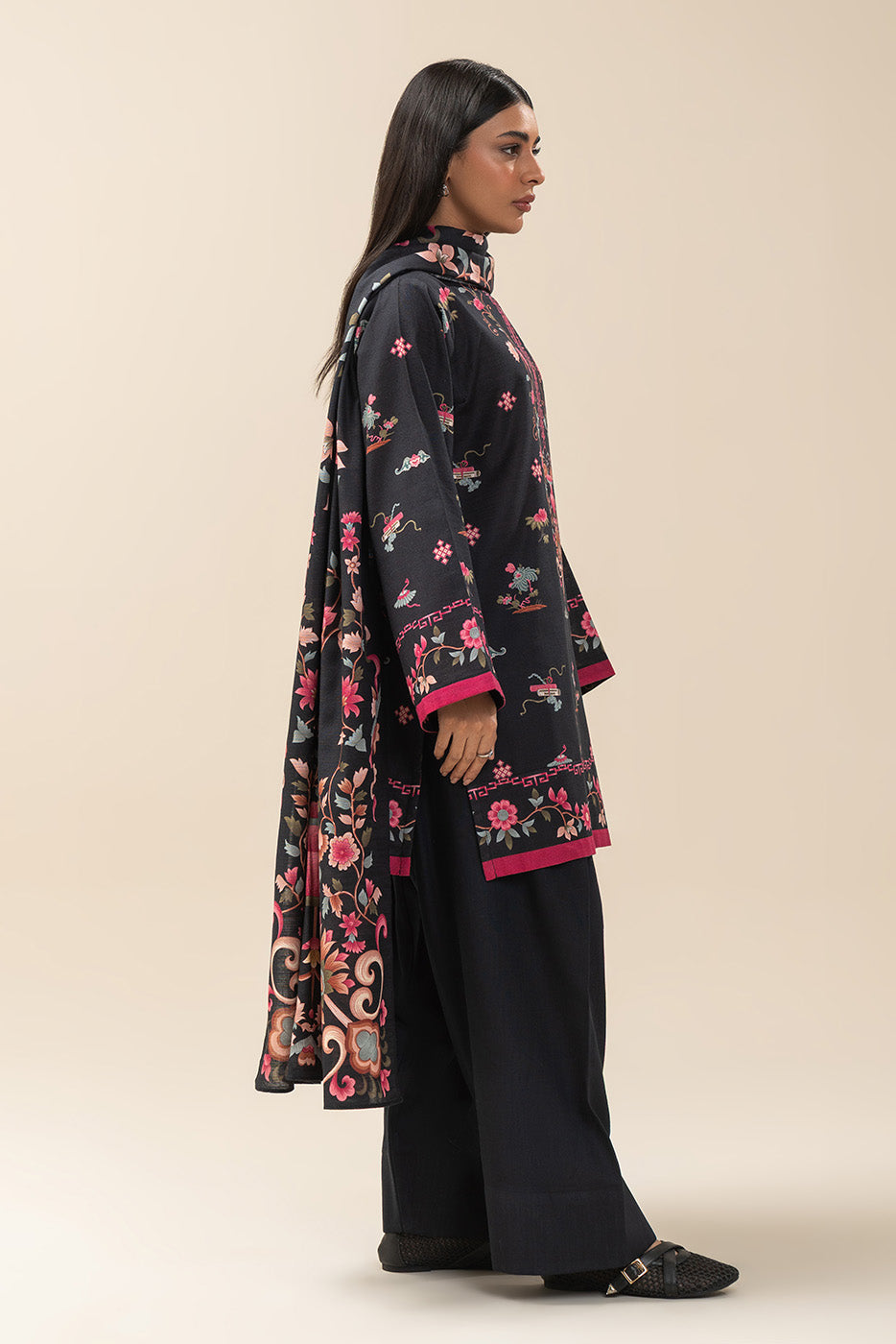 2 PIECE PRINTED SLUB KHADDAR SUIT-ORIENTALIST DREAM (UNSTITCHED)
