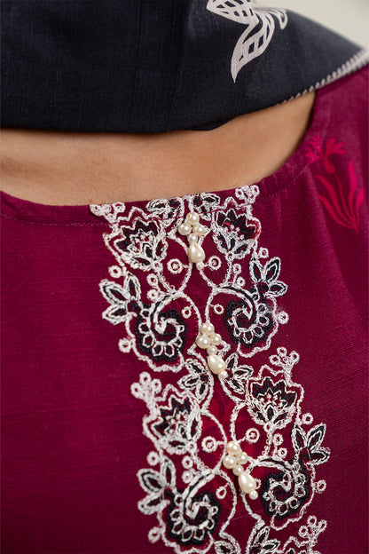 3 PIECE EMBROIDERED SLUB KHADDAR SUIT-ROSEY IMPERIL (UNSTITCHED)