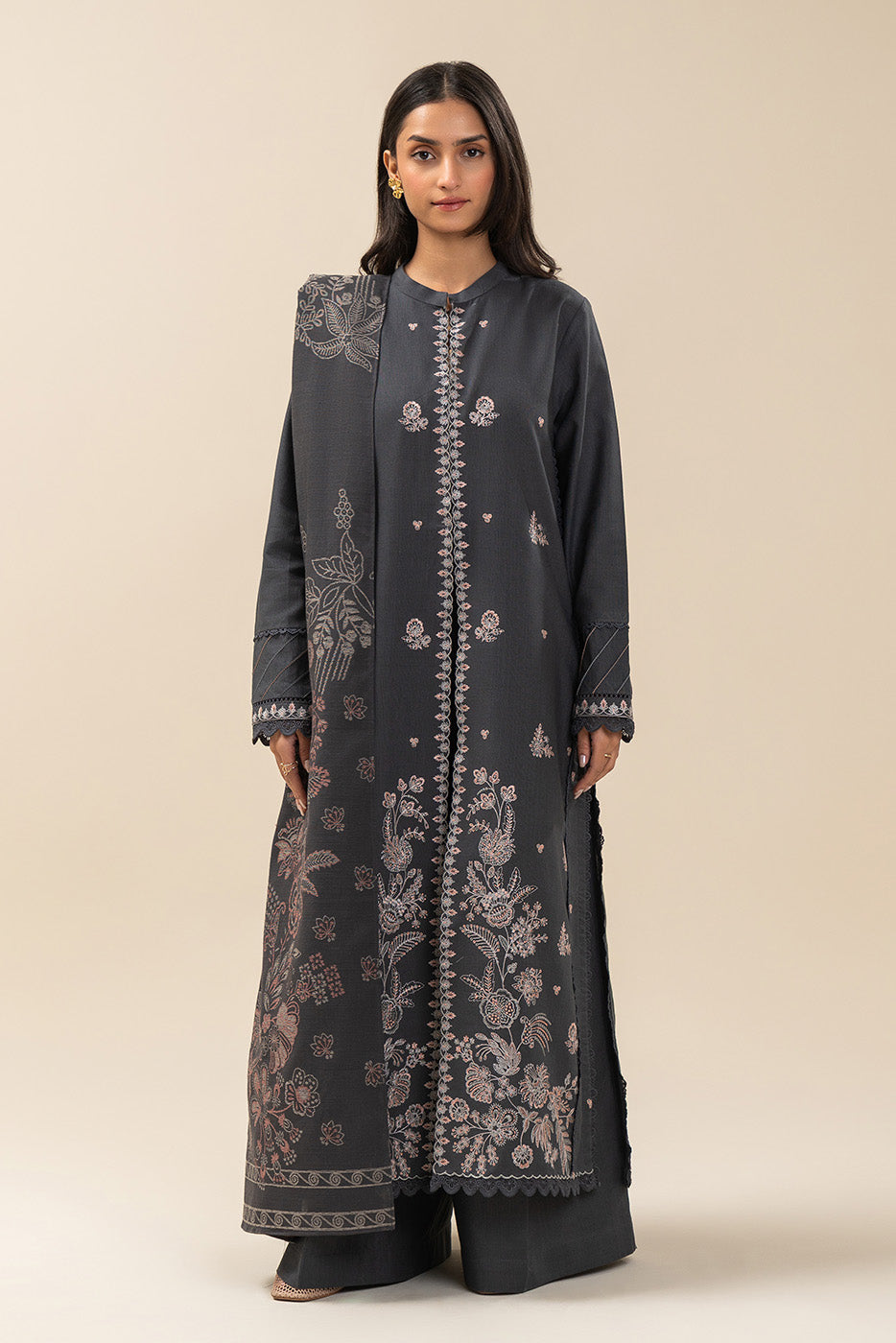 3 PIECE EMBROIDERED SLUB KHADDAR SUIT-GRAPHITE GREY (UNSTITCHED)
