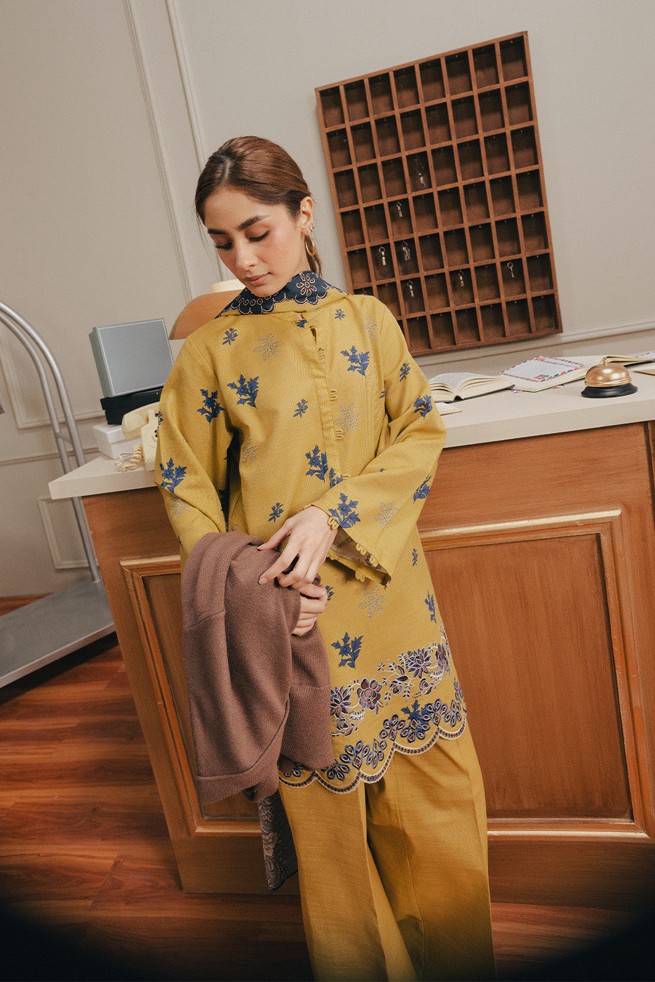 3 PIECE EMBROIDERED SLUB KHADDAR SUIT-SAFFRON CHARM (UNSTITCHED)