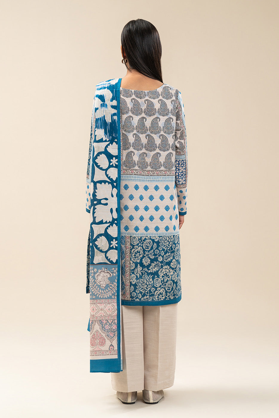 2 PIECE PRINTED SLUB KHADDAR SUIT-IVORY DEPTH (UNSTITCHED)