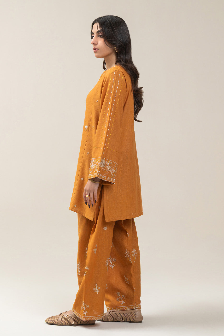 2 PIECE EMBROIDERED SLUB KHADDAR SUIT-DAFFODIL MUSK SUIT