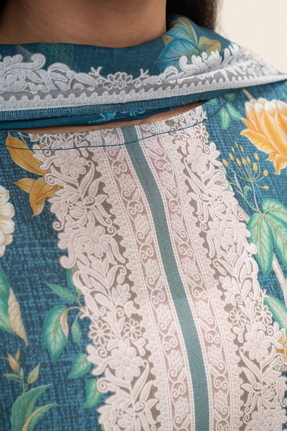 2 PIECE PRINTED LAWN SUIT-MIDNIGHT BLOOM (UNSTITCHED)