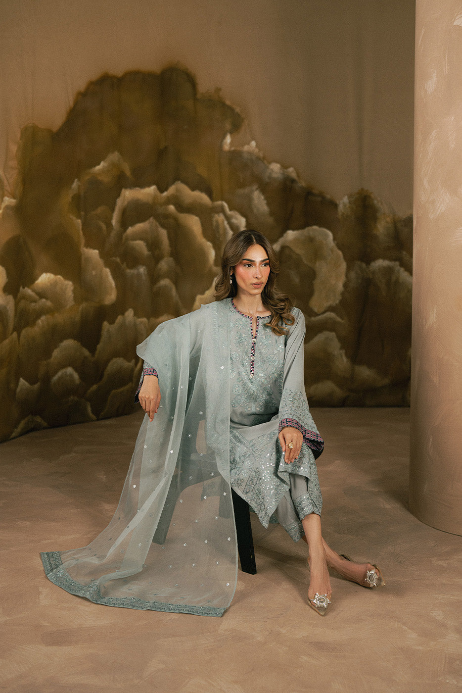 2 PIECE LUXURY RAW SILK SUIT (LUXURY-PRET)
