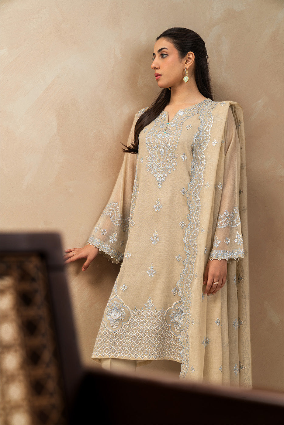 2 PIECE EMBROIDERED COTTON VISCOSE SUIT (LUXURY-PRET)