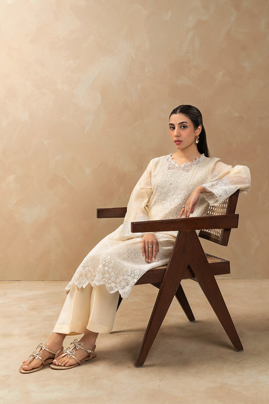 EMBROIDERED MONARK SHIRT (LUXURY-PRET)