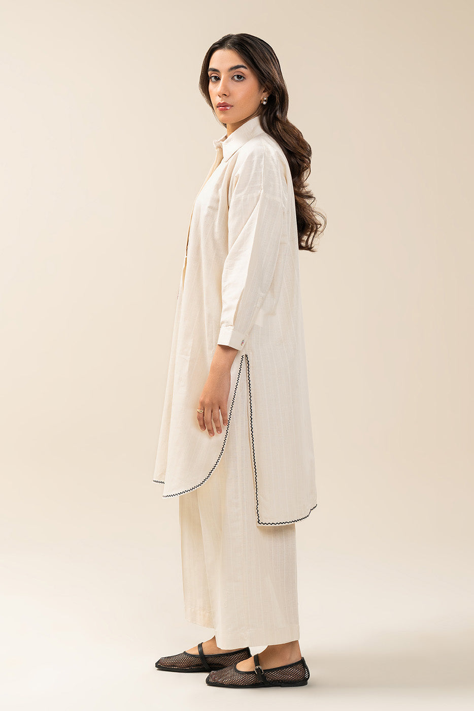 2 PIECE EMBROIDERED DOBBY SUIT (PRET)
