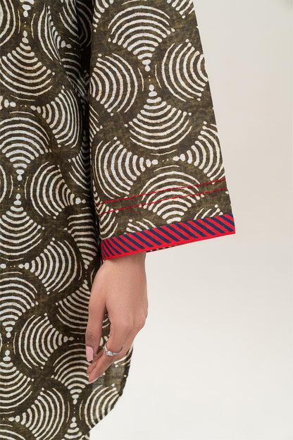2 PIECE PRINTED KHADDAR SUIT (PRET)