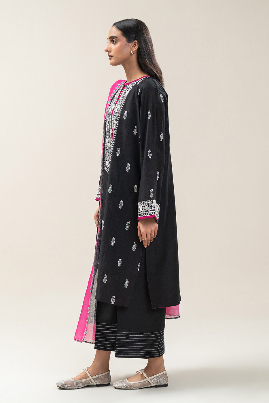 3 PIECE EMBROIDERED TWO TONE SUIT (PRET)