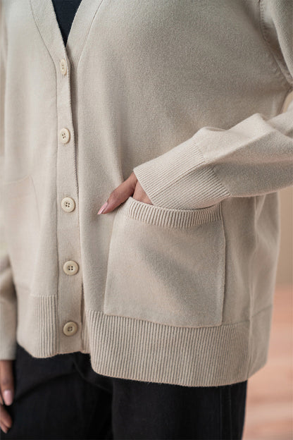 V-NECK LOOSE FIT CARDIGAN